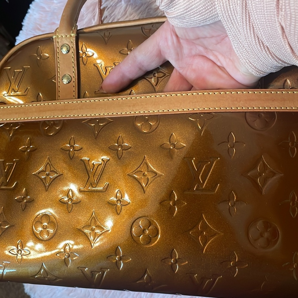 Louis Vuitton Bronze Embossed Women's bag - Picture 11 of 13